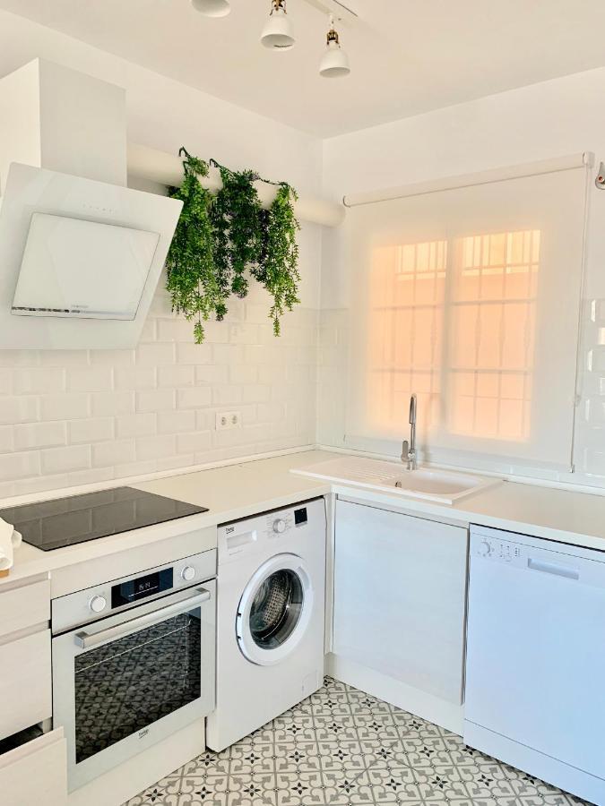 Apartamentos Pacifico Nerja Kültér fotó