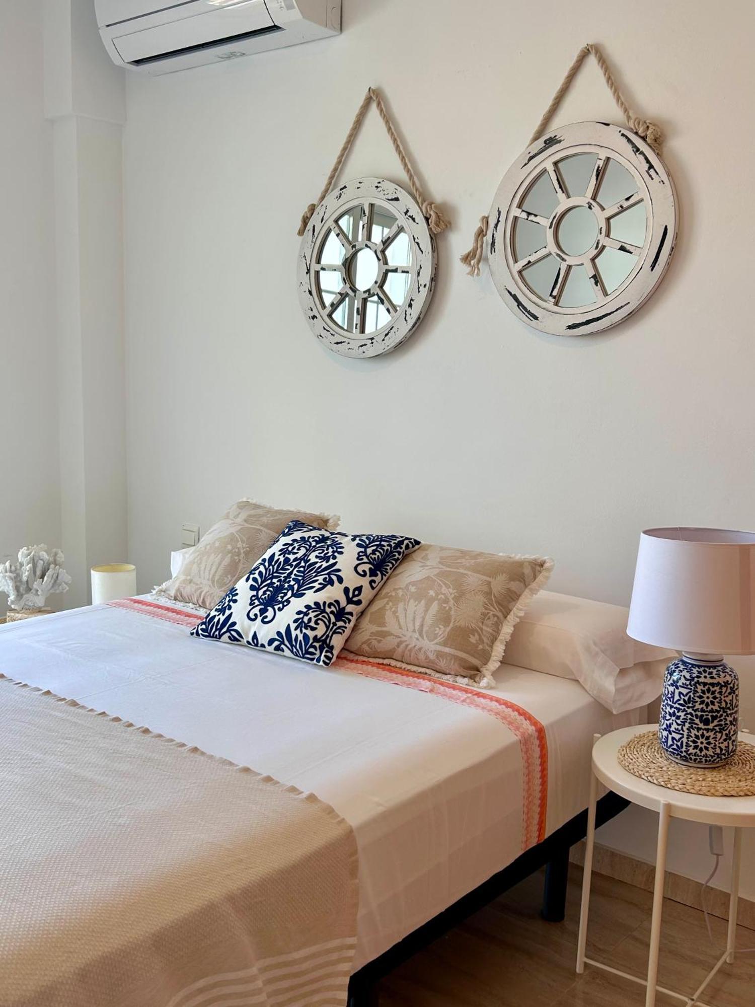 Apartamentos Pacifico Nerja Kültér fotó